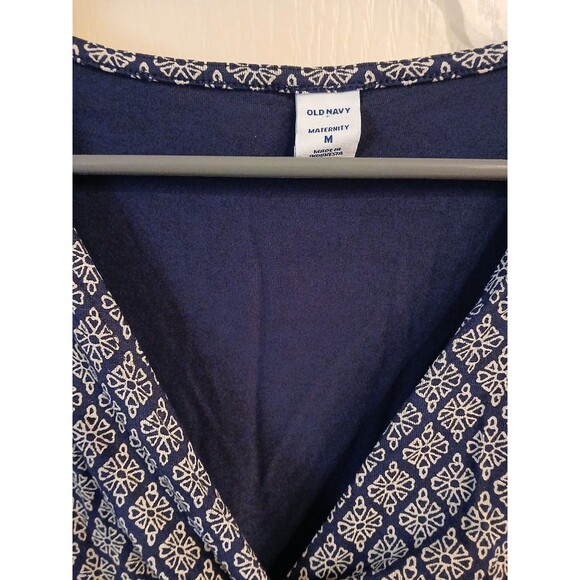 Old Navy Maternity Twist Front Nursing Dress Size M NWT - Picture 3 of 6